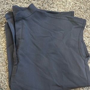 Figs Rafaela scrub top *limited edition charcoal*